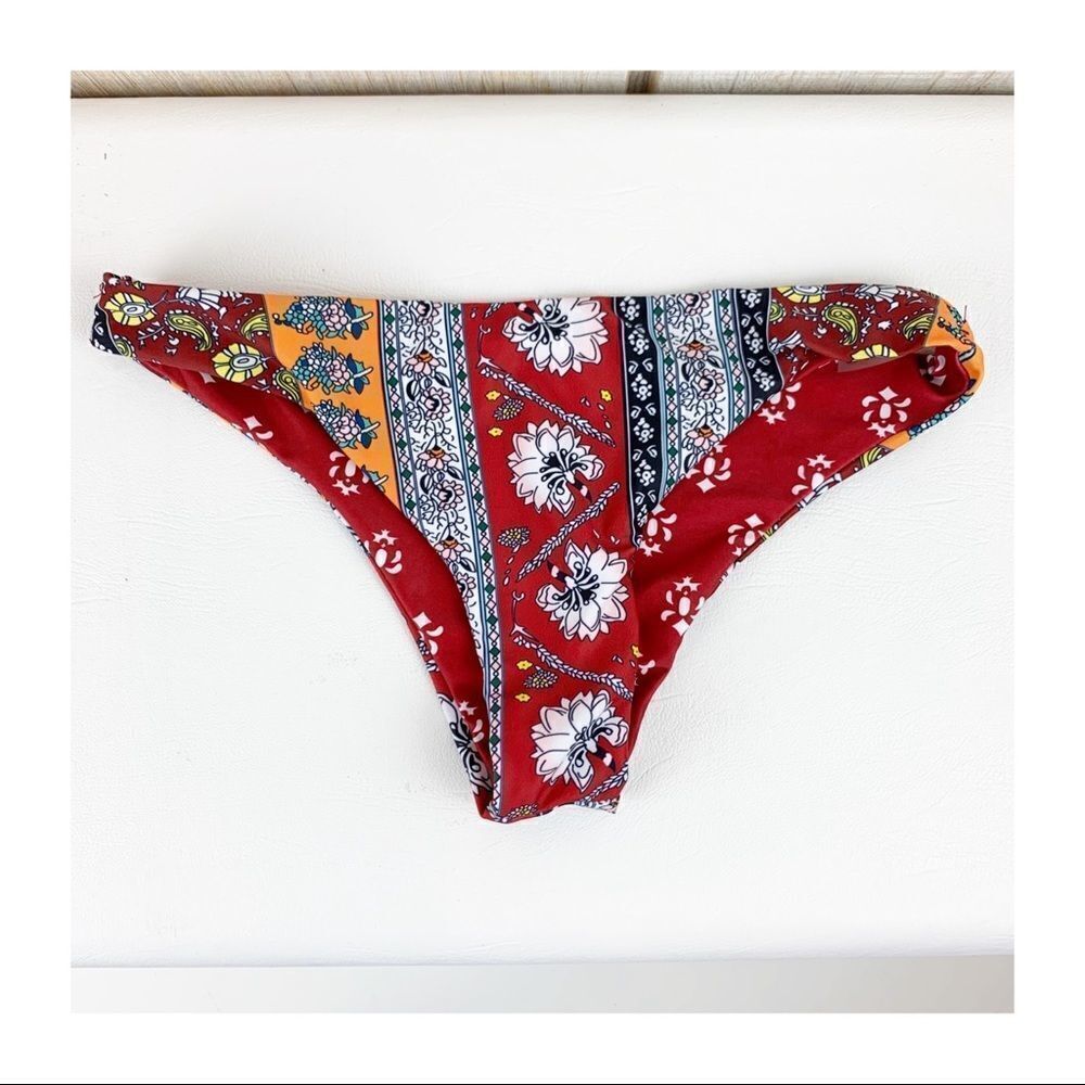 Zaful Swim Women’s Red Patterned Bikini Bottom‎ Sz 4